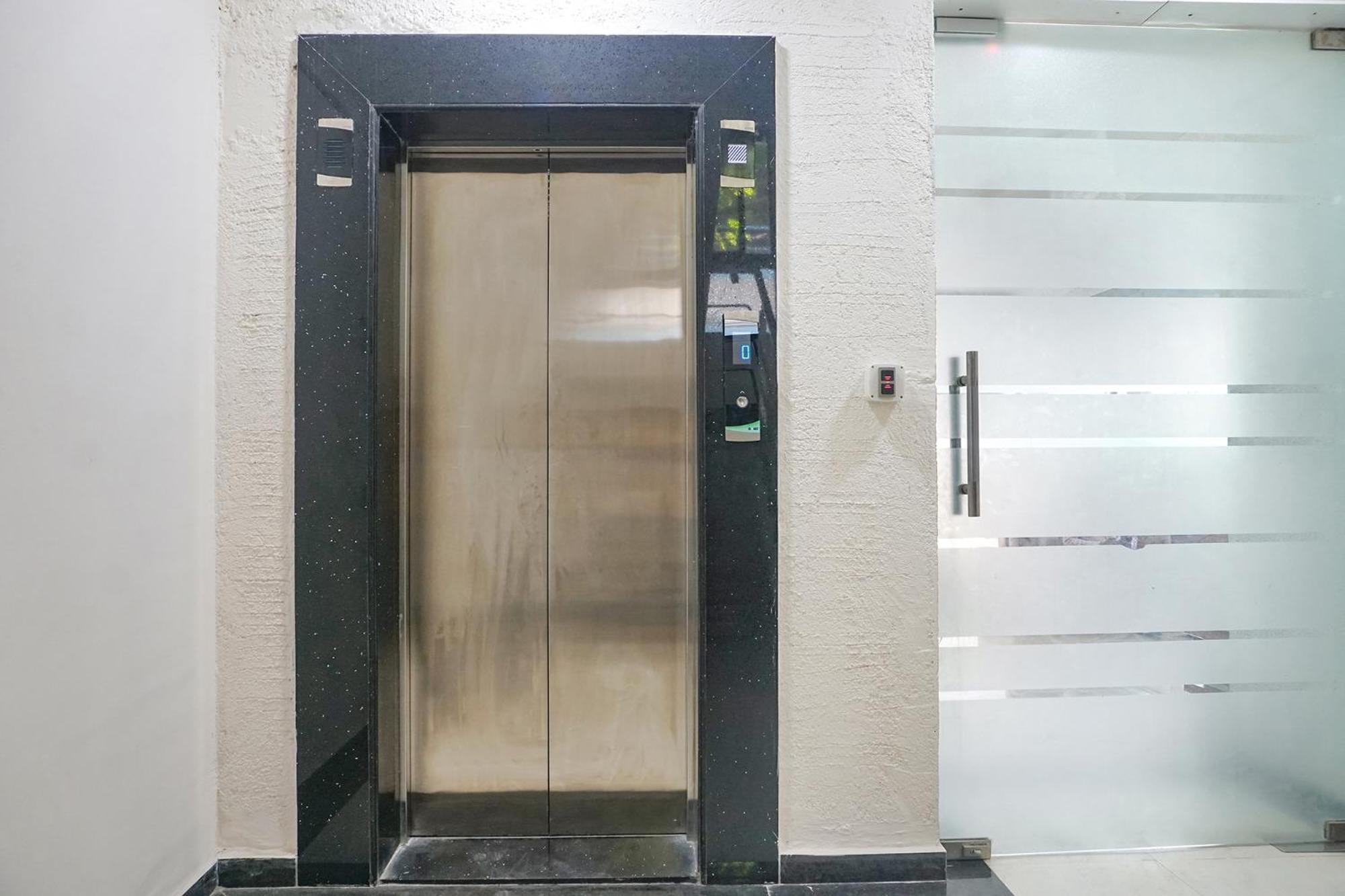 Fabhotel Emersion Residency - High Street Near Laxman Nagar, Baner Πούνε Εξωτερικό φωτογραφία