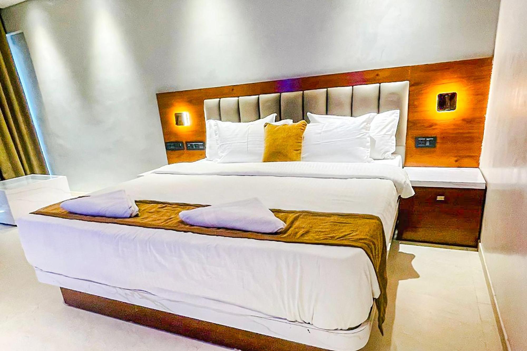 Fabhotel Emersion Residency - High Street Near Laxman Nagar, Baner Πούνε Εξωτερικό φωτογραφία